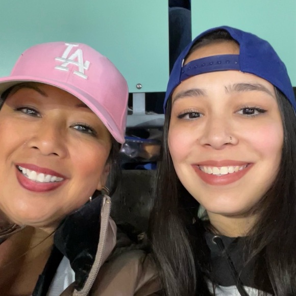 Like this Flyer to get notifications & JOIN OUR POSH SHOWS! 👛👝🎒👜🎀💕 - Picture 5 of 13